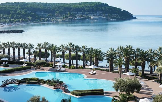 נופש יוקרתי ב- Sani Beach